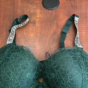 Victoria secret very sexy push up